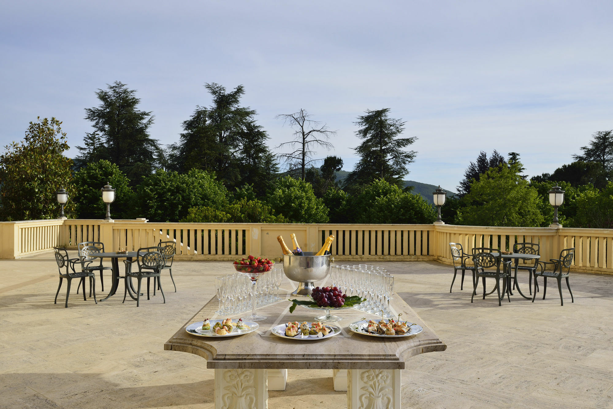 Grand Hotel Palazzo Della Fonte Fiuggi Bagian luar foto